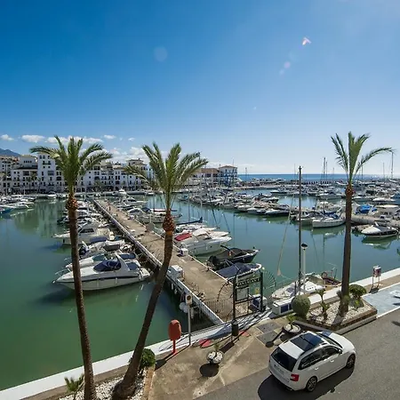 Marina Real 124