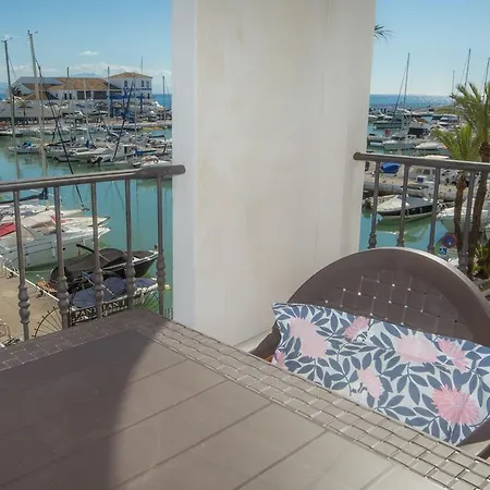Marina Real 124 * Manilva
