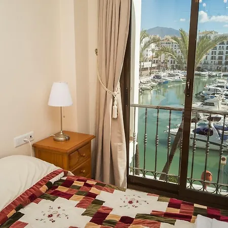 Apartamento Marina Real 124 *