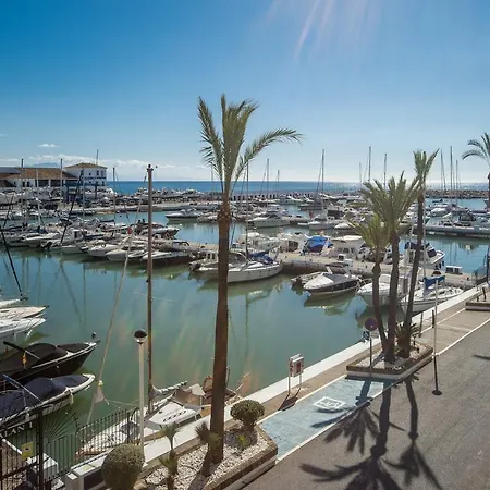 Marina Real 124 * Манилва